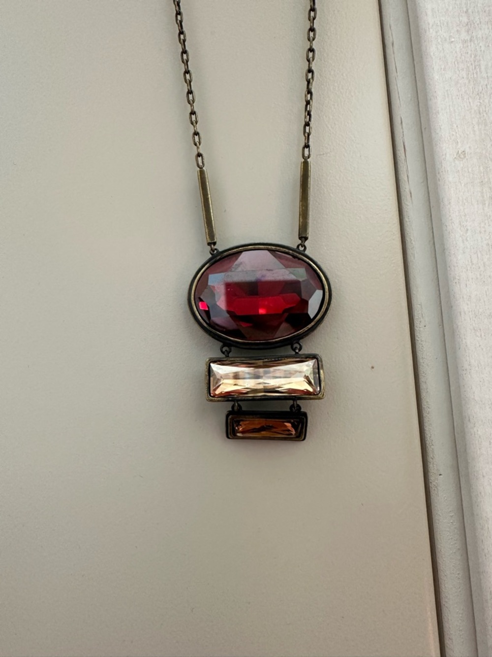 Touchstone Crystal. Brand New Retired Necklace.